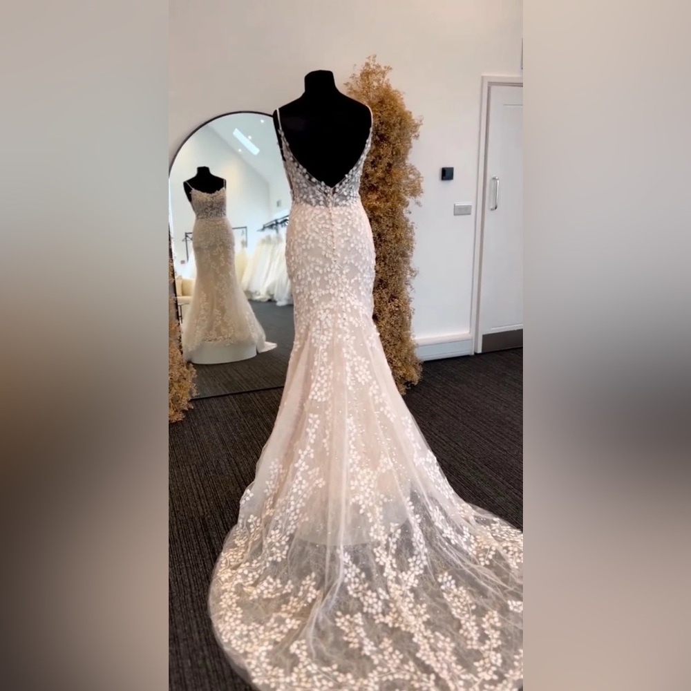 Bridal dress